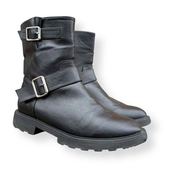 JustFab Black Moto Boots Size 9.5 Double Buckle Biker Style Faux Leather - Picture 8 of 16